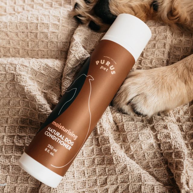 Mitrinošs kondicionieris suņiem ar ādas mikrofloru uzlabojošu oligosaharīdu kompleksu "Moisturising Conditioner" 250ml - Image 2